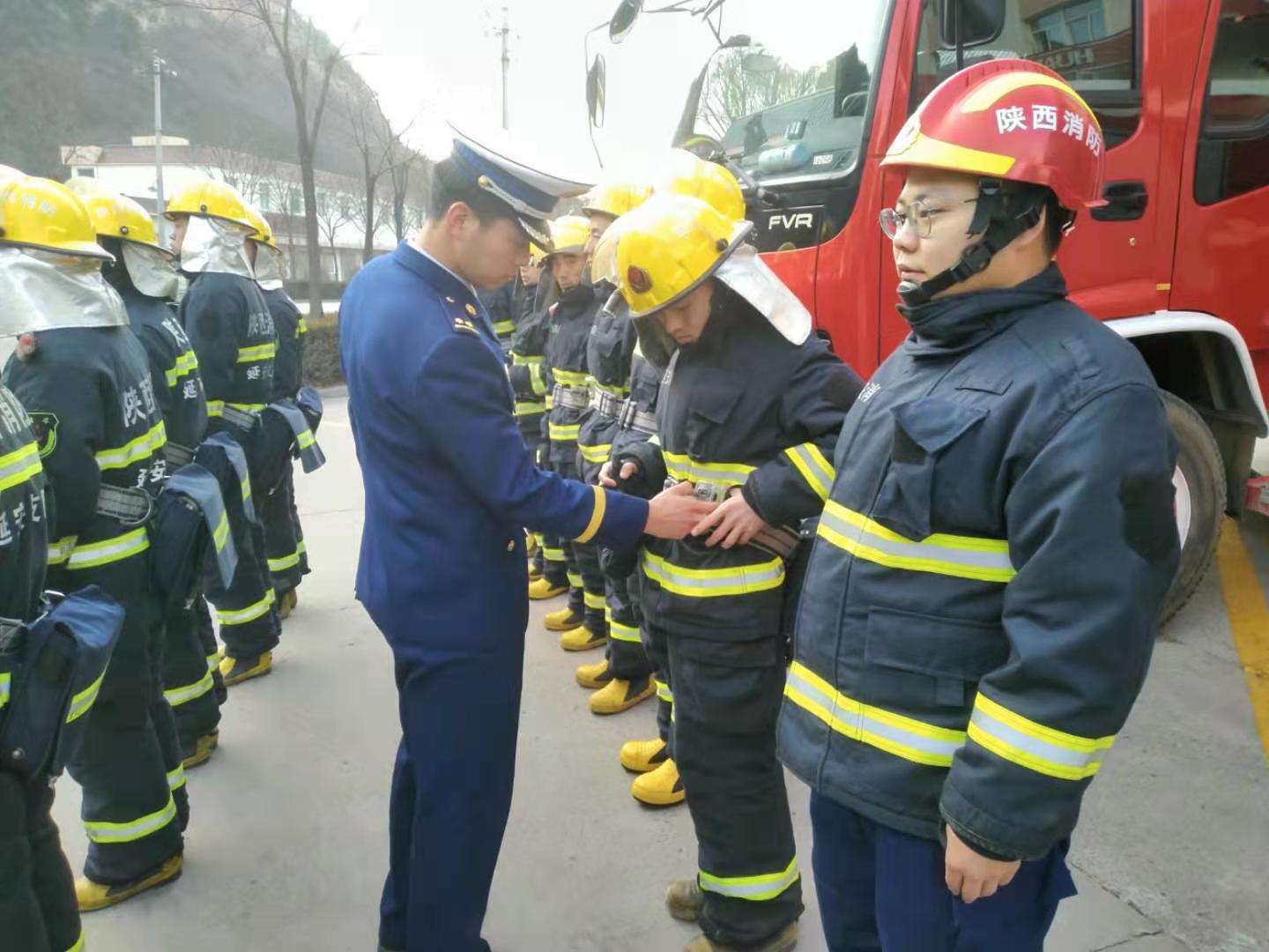 支隊督導(dǎo)組對黃龍縣消防救援大隊春節(jié)前工作開展督導(dǎo)檢查 -.