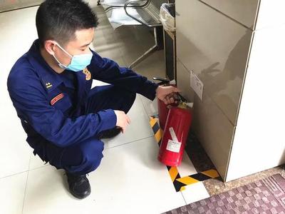 消防部門開展涉考場所消防安全檢查為高考&ldquo;護(hù)航&rdquo;