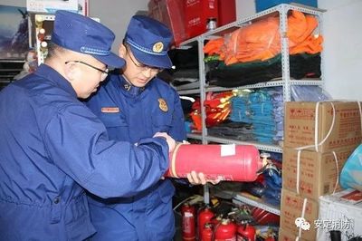 安定大隊(duì)深入開展消防產(chǎn)品專項(xiàng)監(jiān)督檢查